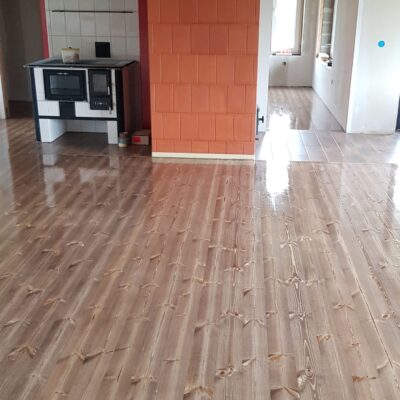 Laudpõranda lihvimine, toonimine osmo õlivahaga Hiiumaal